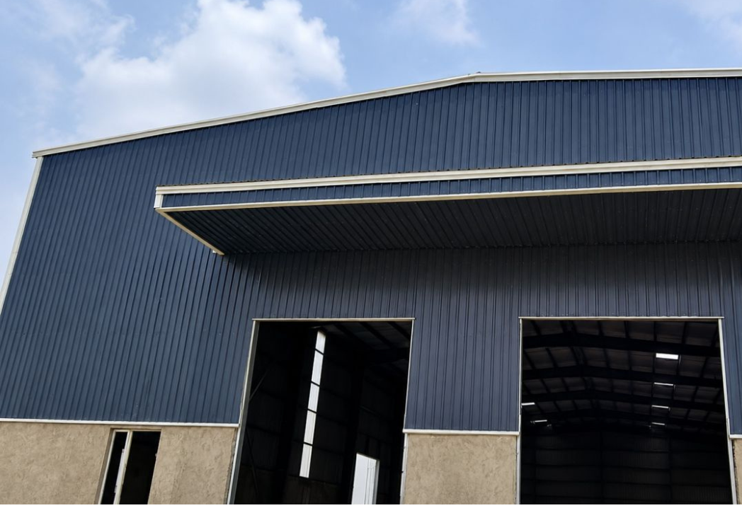 How Industrial PEB Building Manufacturers in India Help Businesses Build Better Factories