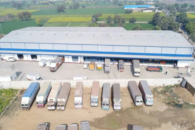 PEB logistic building
